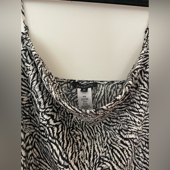 Zebra print dynamite tank top - Picture 2 of 3